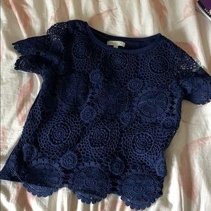 Lacy Navy blue tee